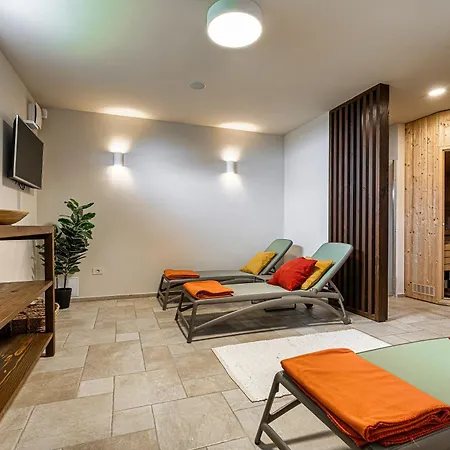 Luxury Pool Gradin Βίλα